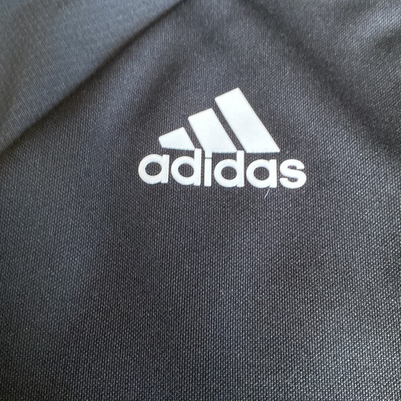 Youth adidas tracksuit - Picture 2 of 4